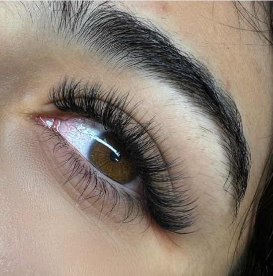 Classic or Hybrid Lash Extension Set