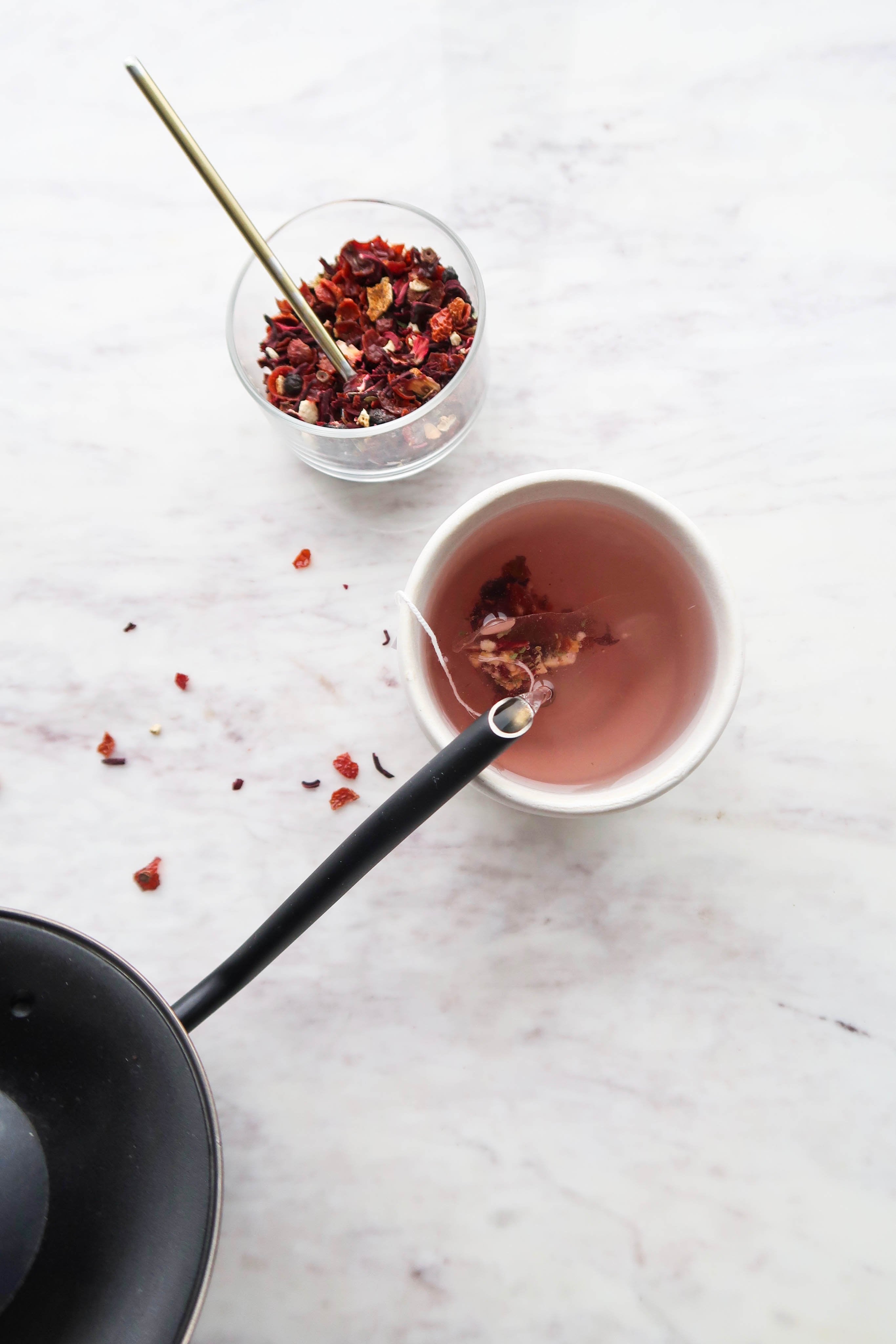 Rose Schisandra Glow - Superfood Tea Blend